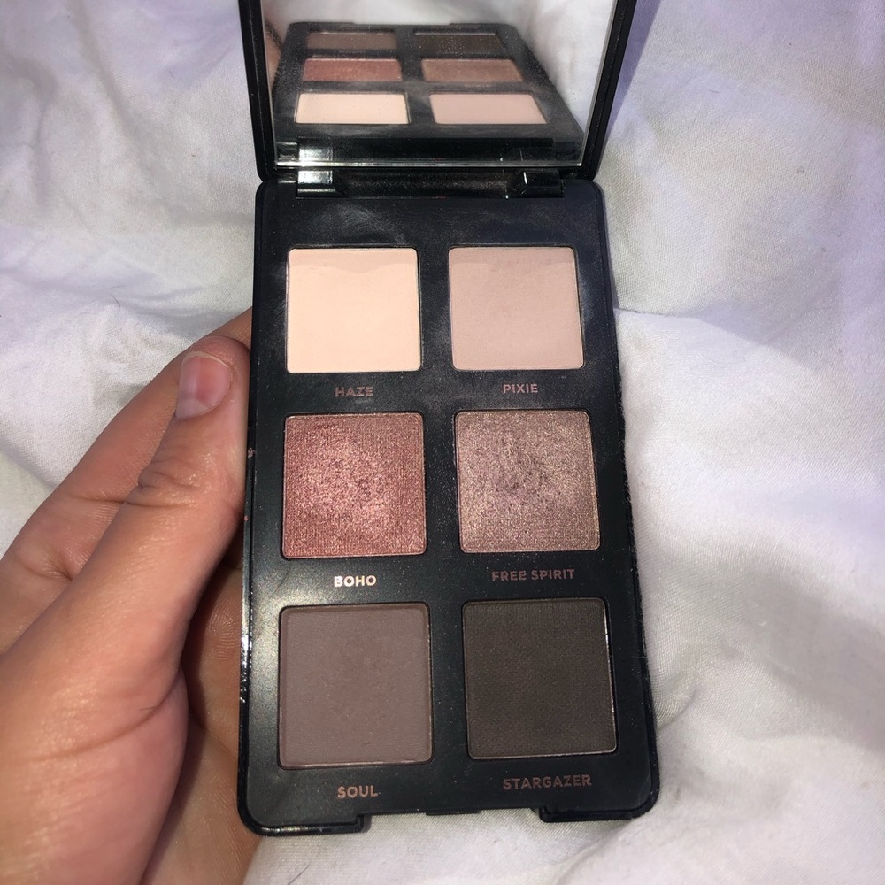 Bare Minerals Gen Nude Rose eyeshadow palette